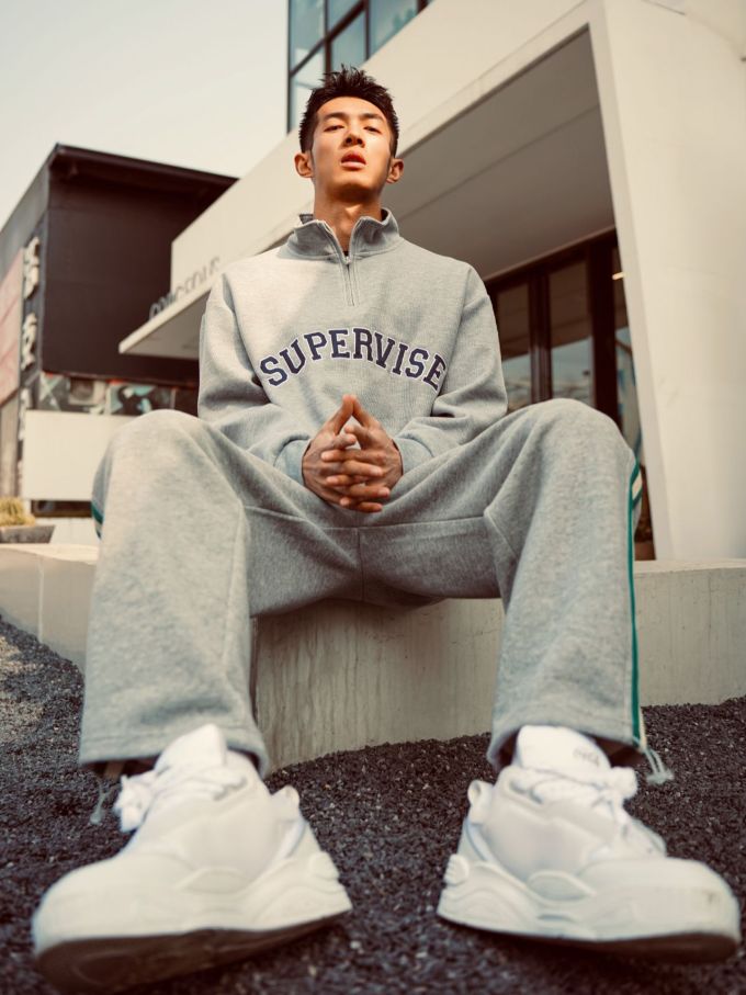 针织面料 柳灰 深银灰色 运动 