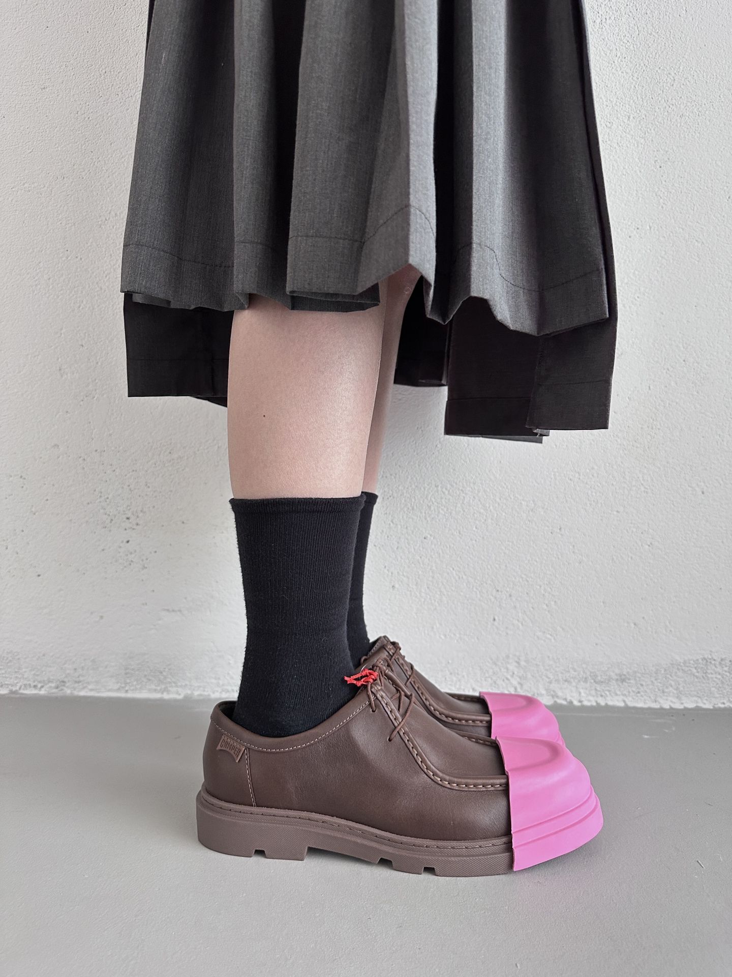 粗跟 低跟 圆头 低帮 弹力绳 深口鞋 皮革  - VALI鞋履AI设计主图