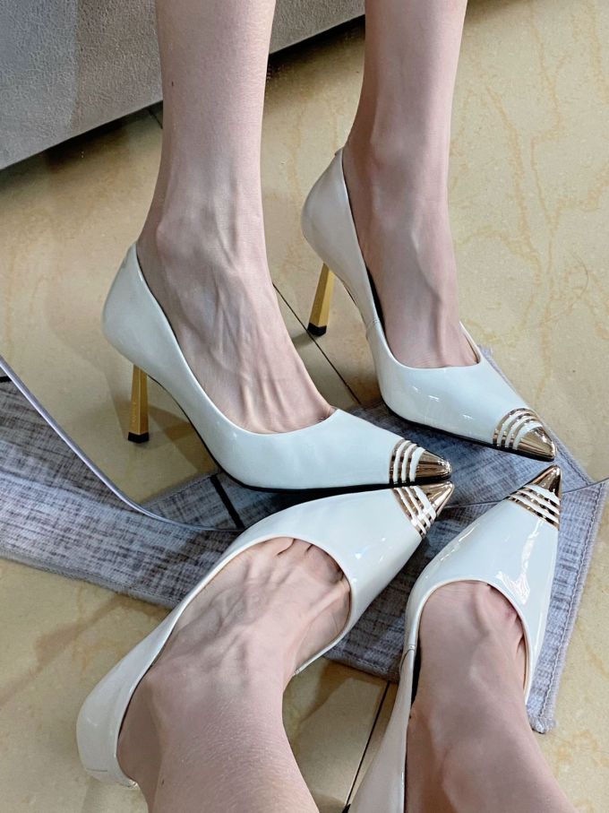 细跟 高跟 尖头 低帮 一脚蹬 浅口鞋 皮革 