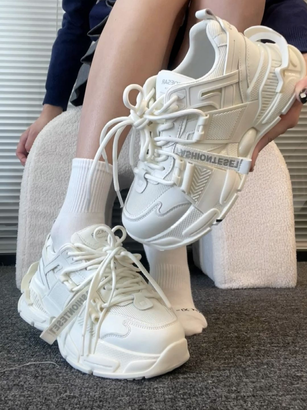 厚底 圆头 低帮 系带 深口鞋  - VALI鞋履AI设计主图