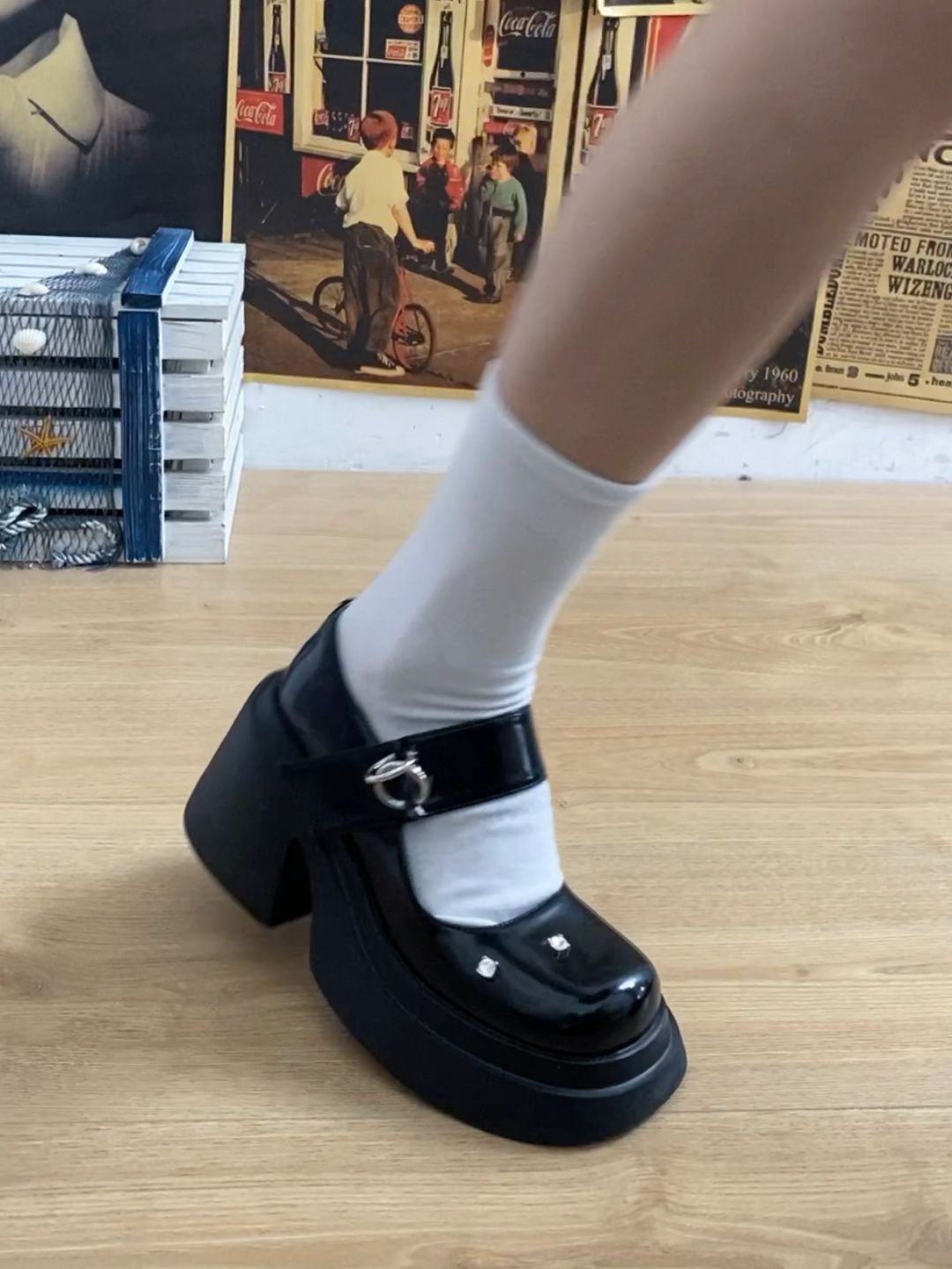 粗跟 中跟 圆头 低帮 中口鞋 皮革  - VALI鞋履AI设计主图