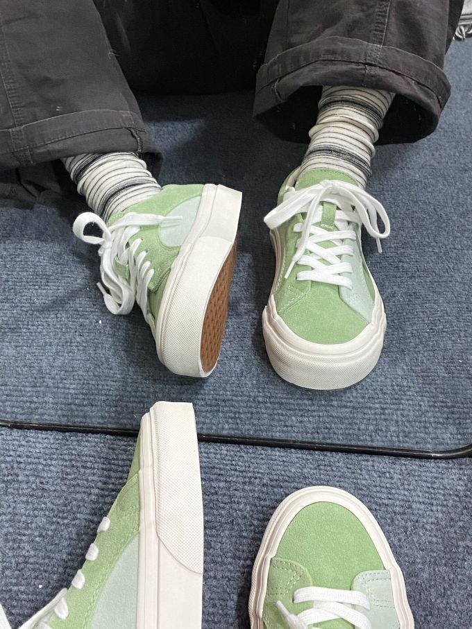 平底 圆头 低帮 系带 深口鞋 