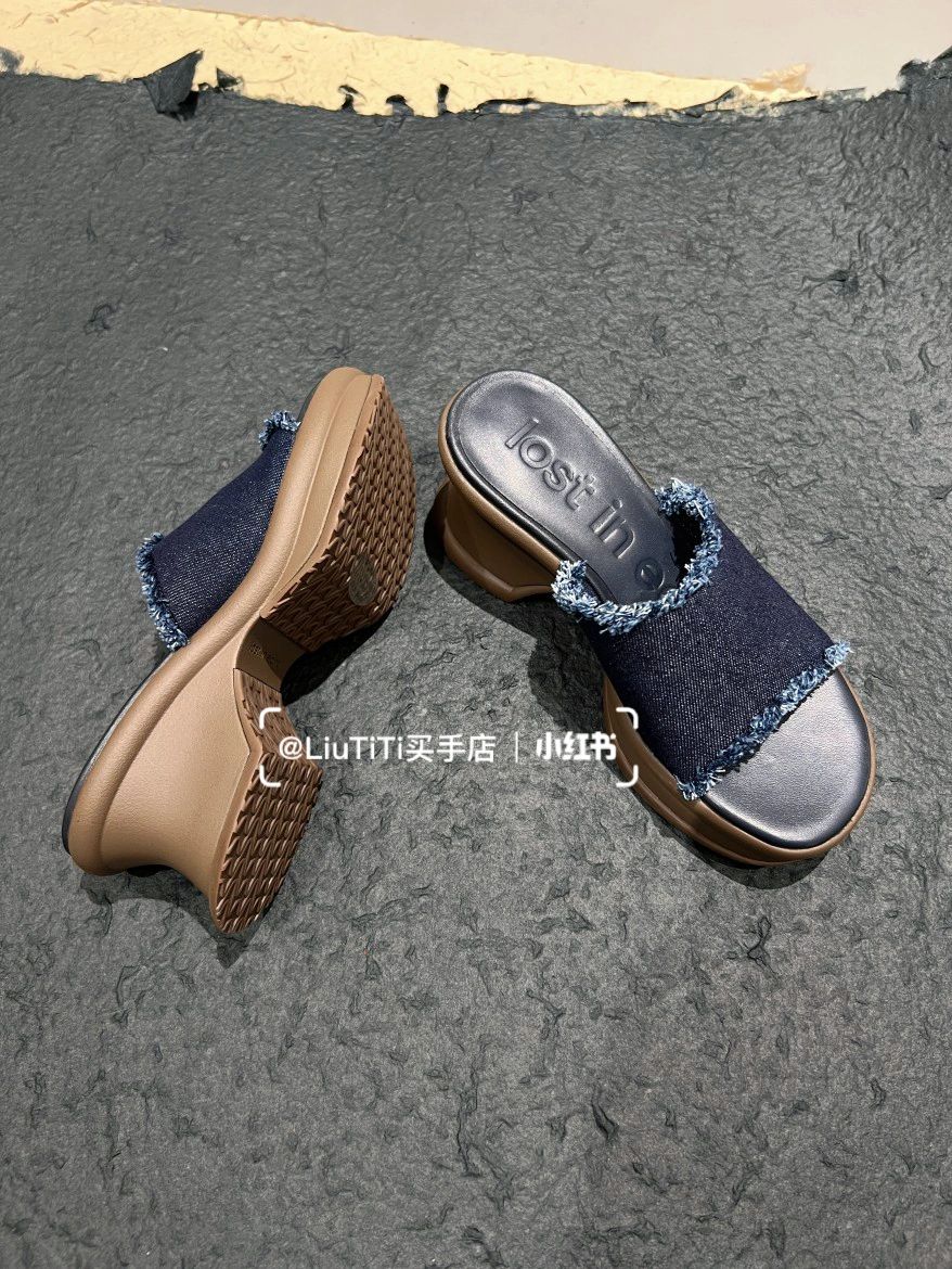 性感  - VALI鞋履AI设计主图