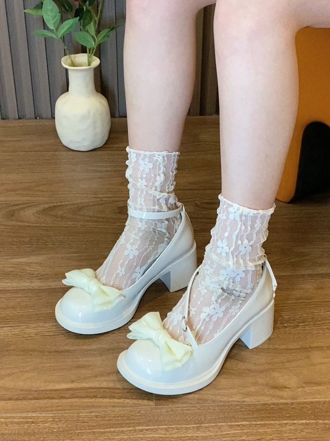 粗跟 中跟 圆头 低帮 一脚蹬 中口鞋  - VALI鞋履AI设计主图