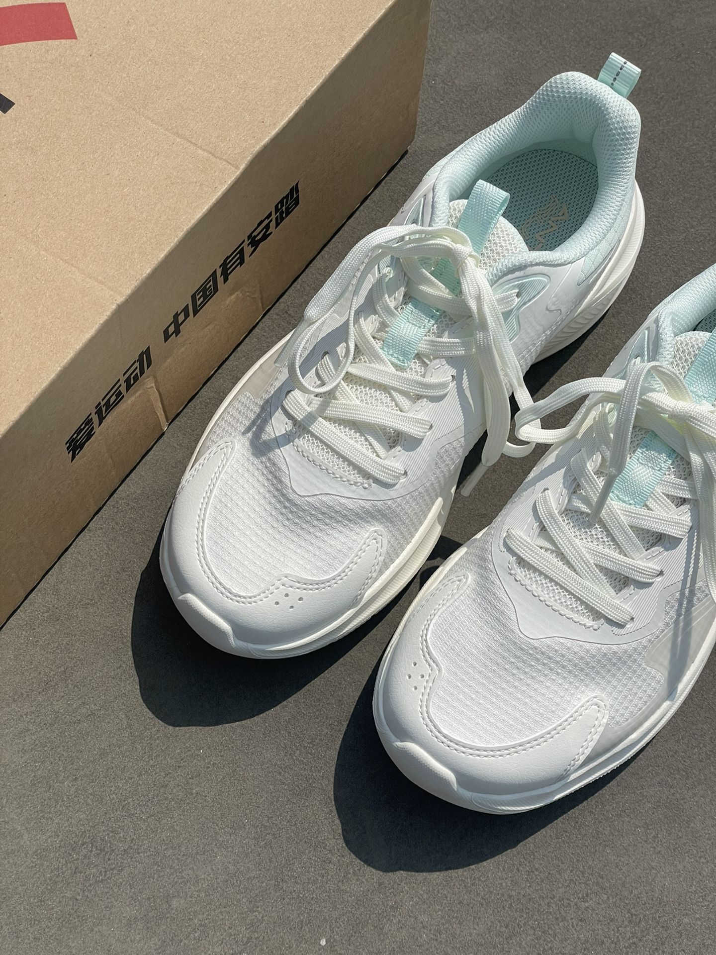 圆头 低帮 系带 深口鞋 网面  - VALI鞋履AI设计主图