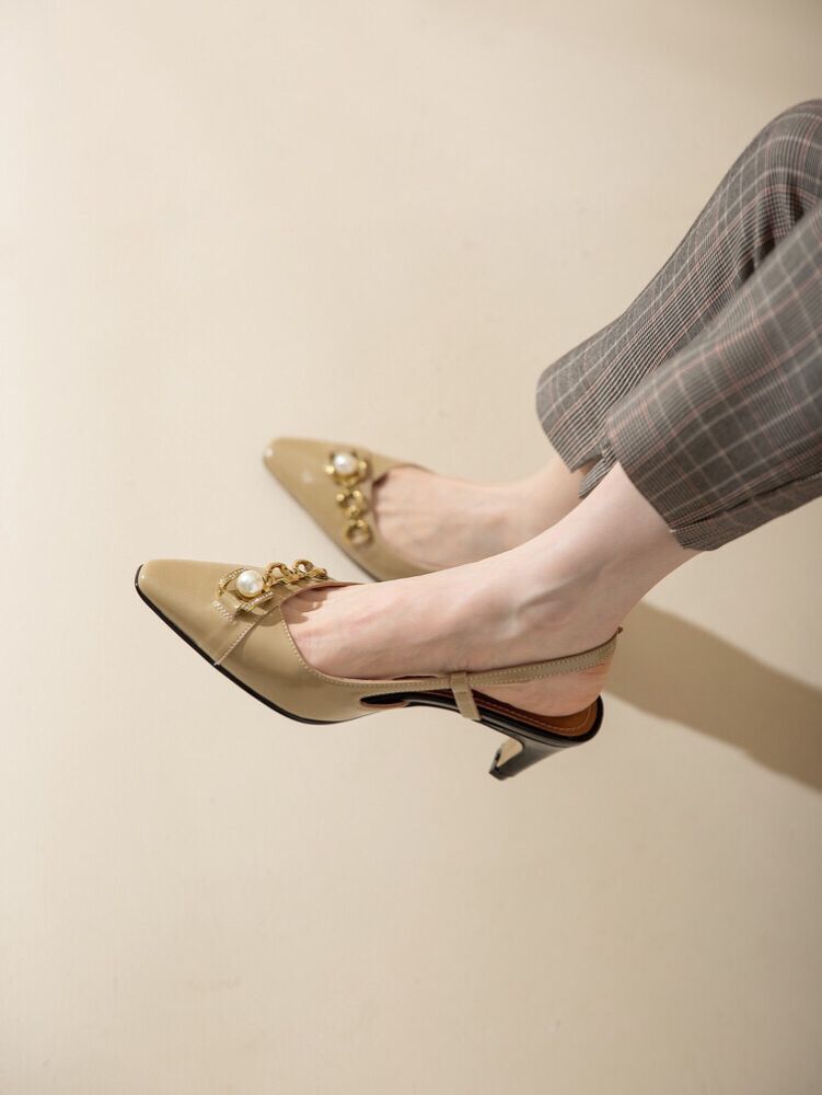 细跟 中跟 尖头 低帮 浅口鞋 皮革  - VALI鞋履AI设计主图