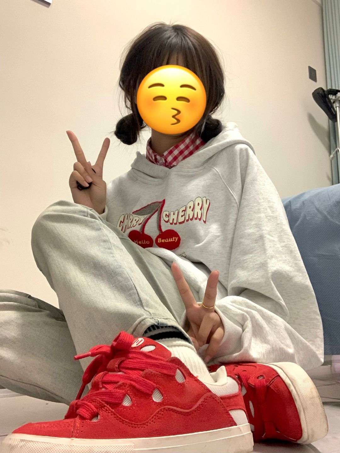 针织面料 H型 连帽领 文字图案 印花 深银灰色 铝灰色 灰羽色 基础绳带  - VALI鞋履AI设计主图