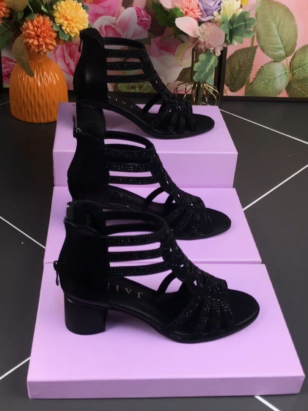 粗跟 高跟 圆头 低筒 皮革  - VALI鞋履AI设计主图