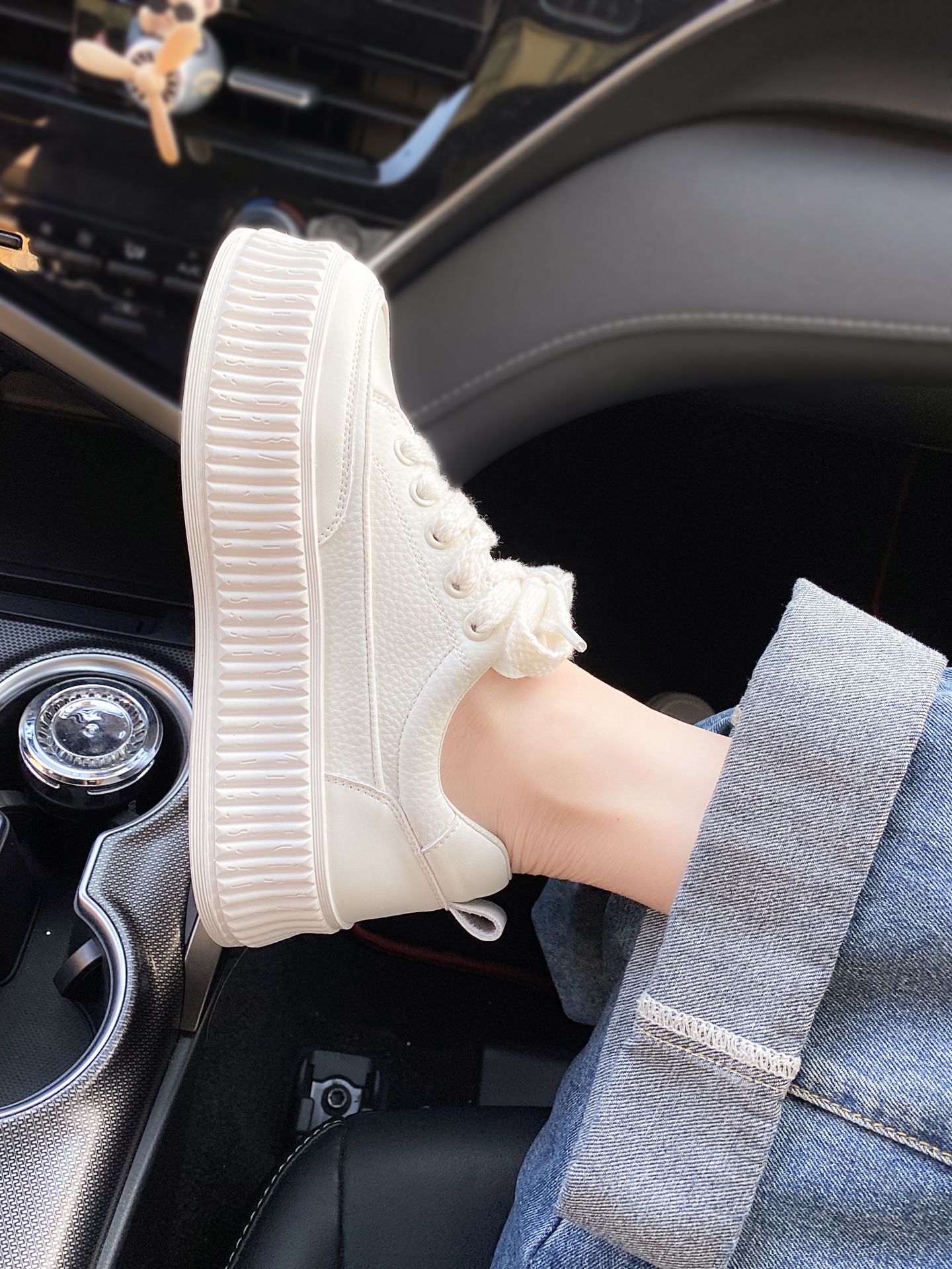 厚底 圆头 低帮 系带 深口鞋  - VALI鞋履AI设计主图