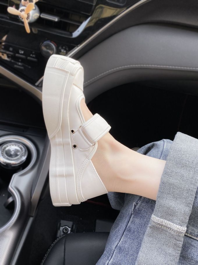 厚底 低帮 魔术贴 深口鞋 皮革 