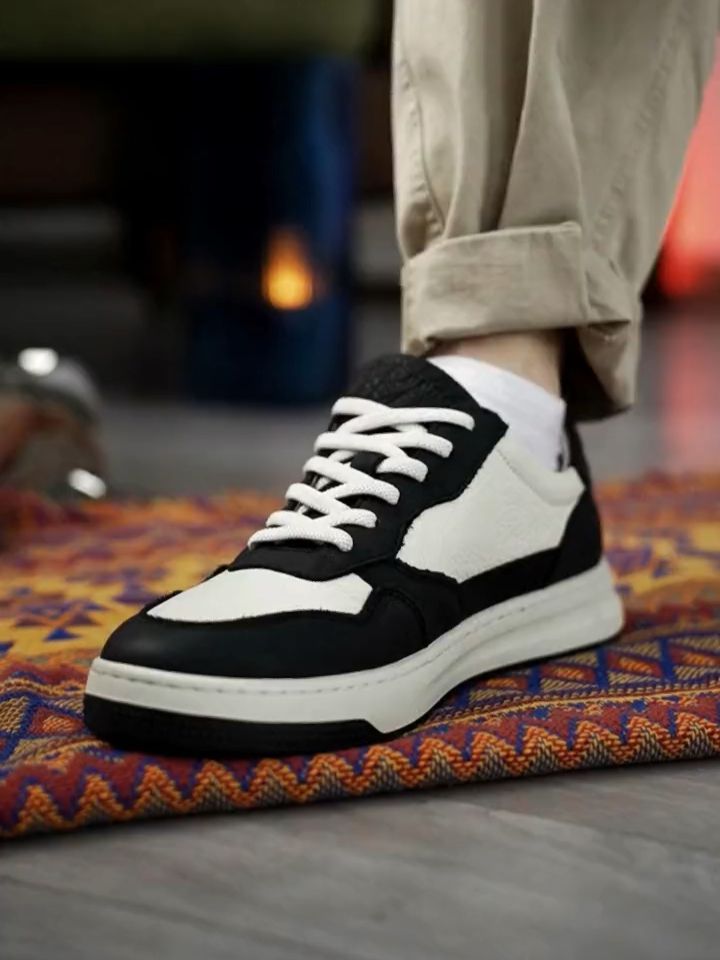 平底 圆头 低帮 系带 深口鞋 皮革  - VALI鞋履AI设计主图