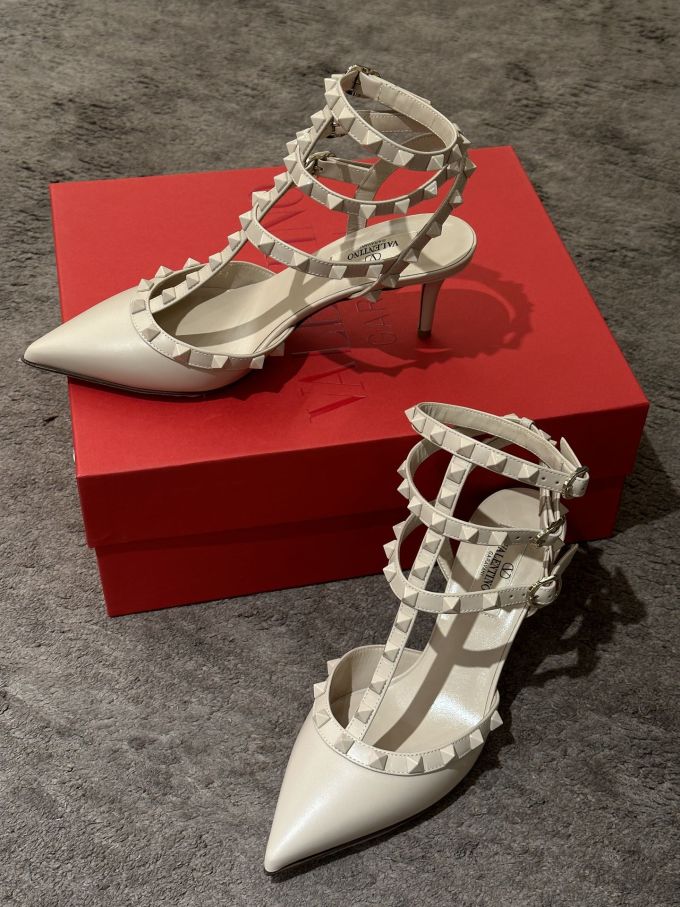 尖头 袢扣 浅口鞋 皮革 