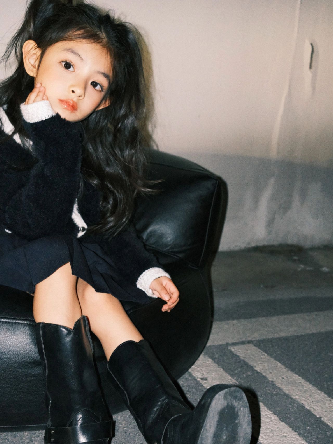 皮革面料 酱黑色  - VALI鞋履AI设计主图