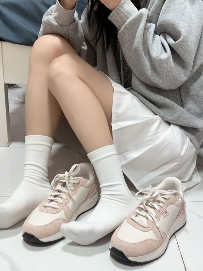 平底 尖头 低帮 系带 深口鞋 皮革 