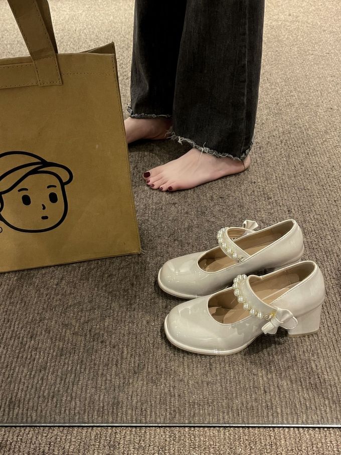 粗跟 中跟 圆头 低帮 中口鞋 皮革 