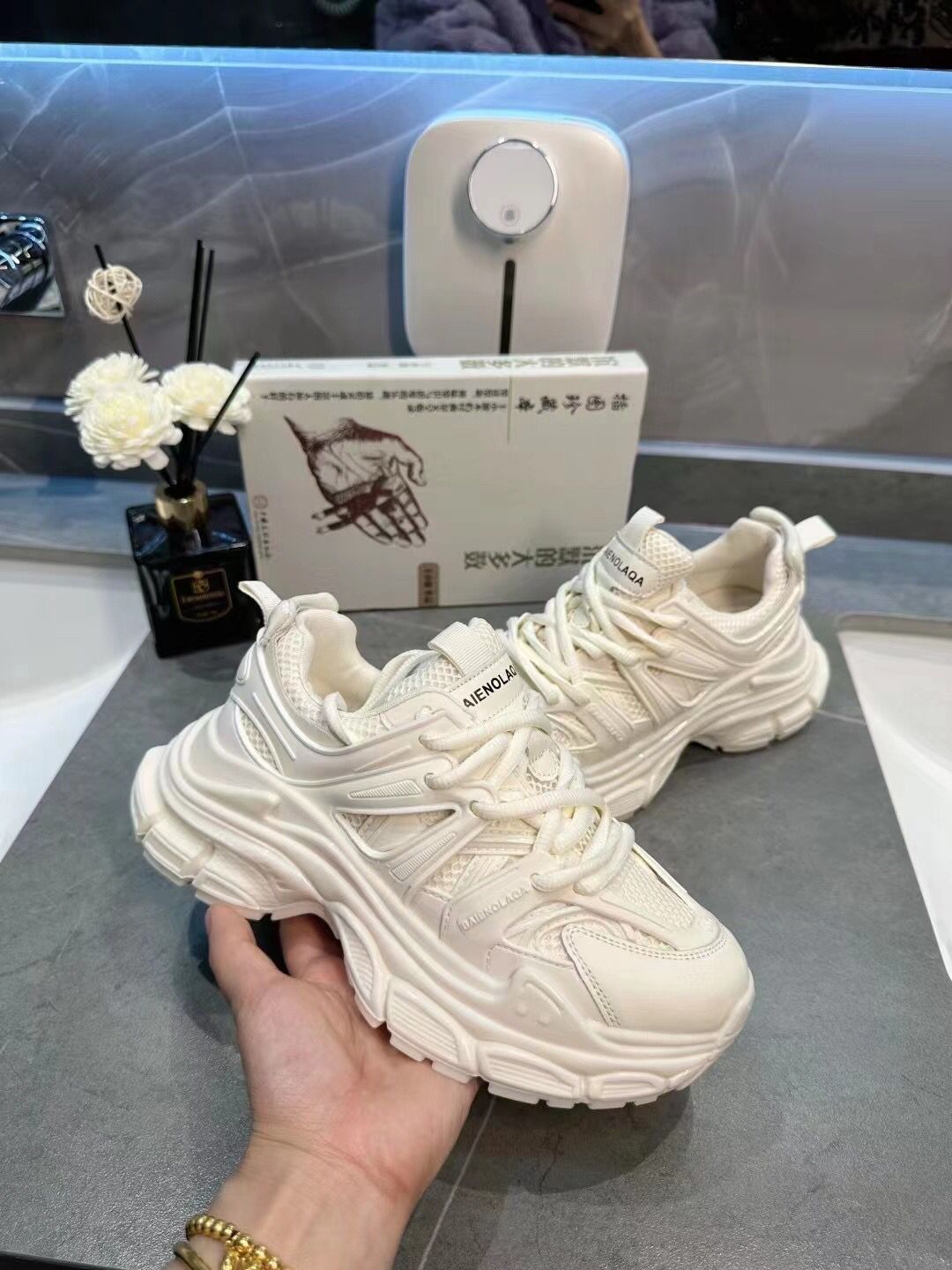 厚底 圆头 低帮 系带 深口鞋  - VALI鞋履AI设计主图