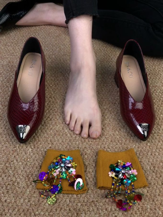 尖头 低帮 一脚蹬 浅口鞋 皮革 