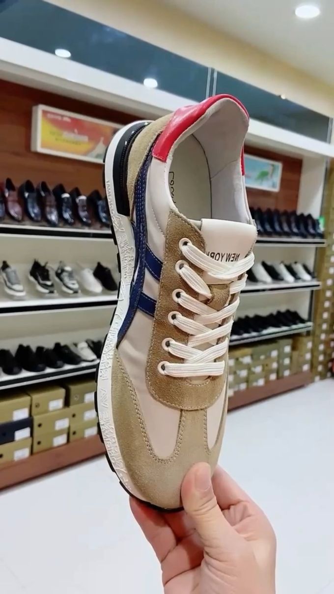 圆头 低帮 系带 深口鞋 皮革 