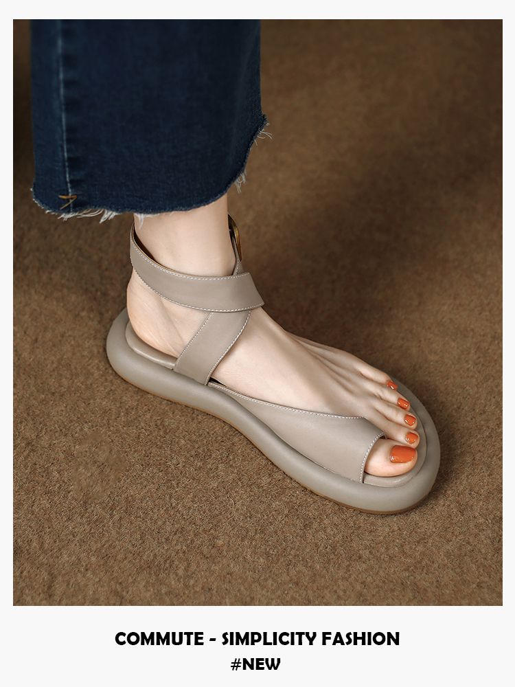 平底 圆头 皮革  - VALI鞋履AI设计主图