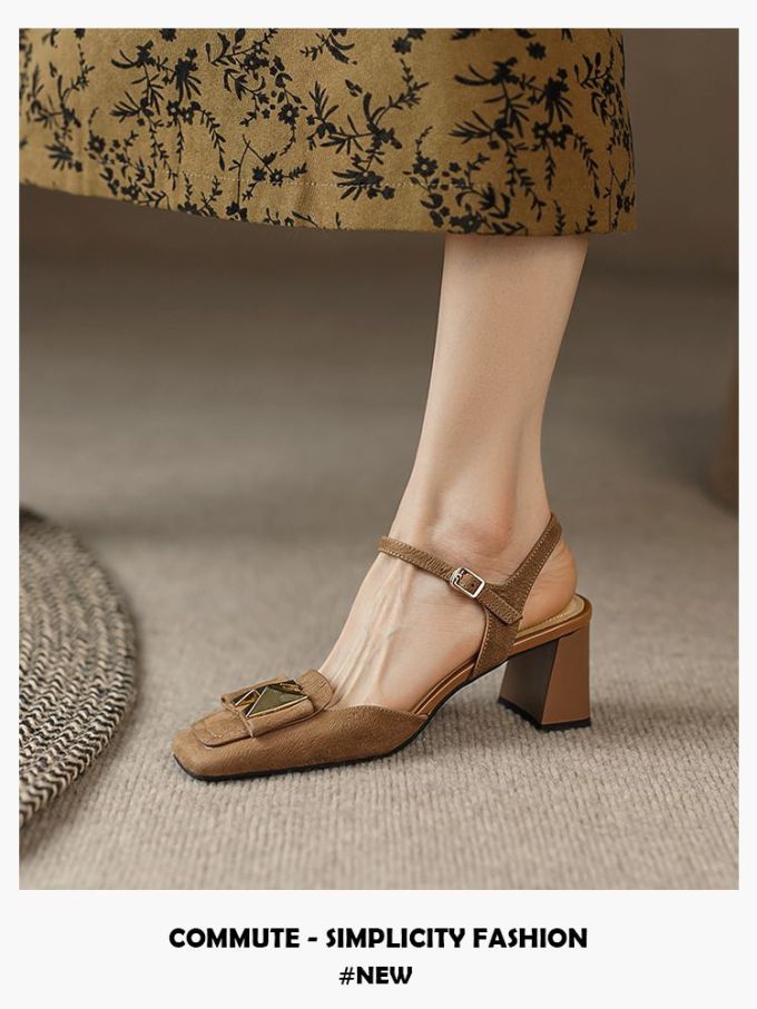 粗跟 中跟 方头 低帮 袢扣 中口鞋 皮革 