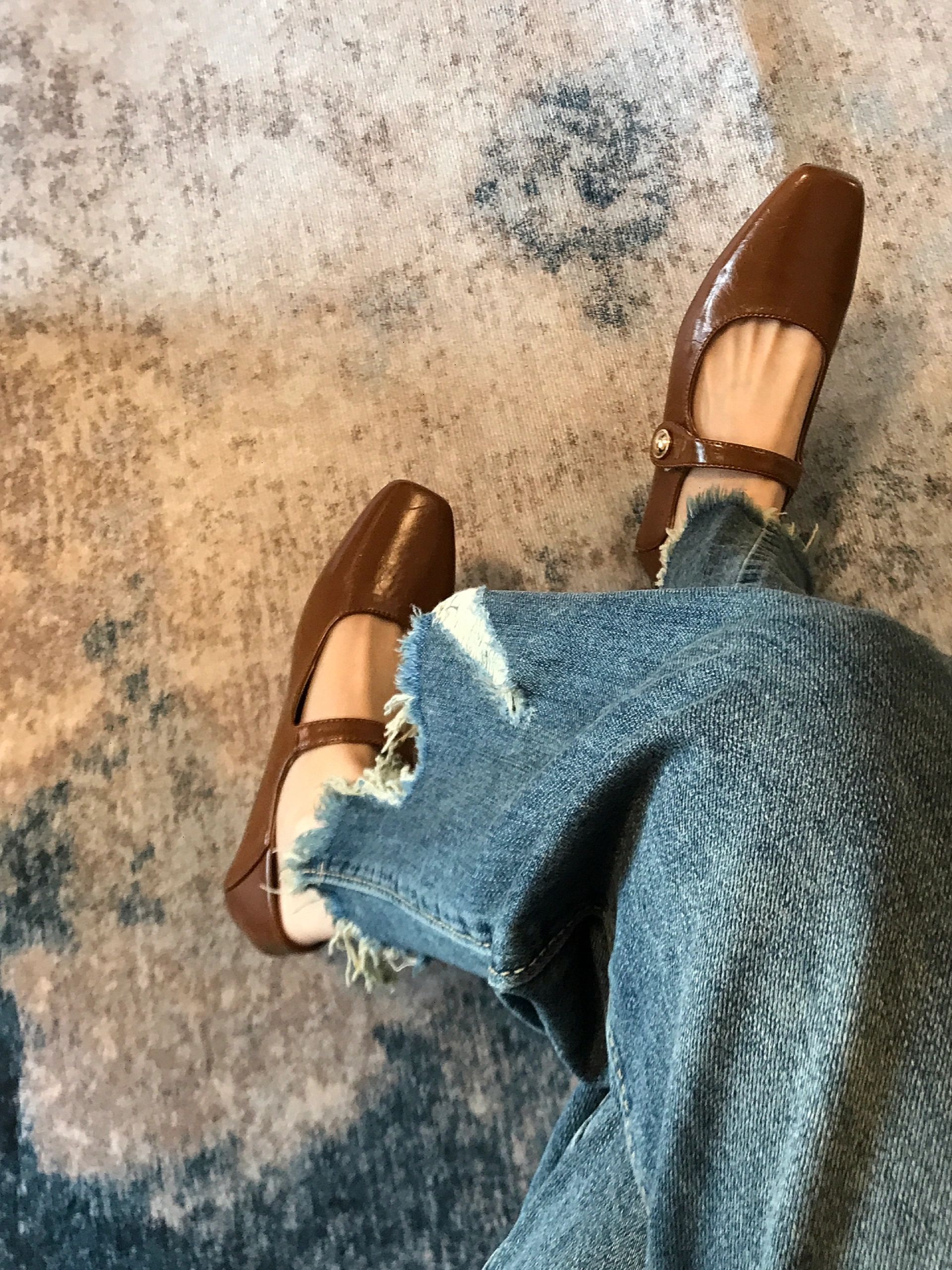 方头 低帮 袢扣 浅口鞋 皮革  - VALI鞋履AI设计主图