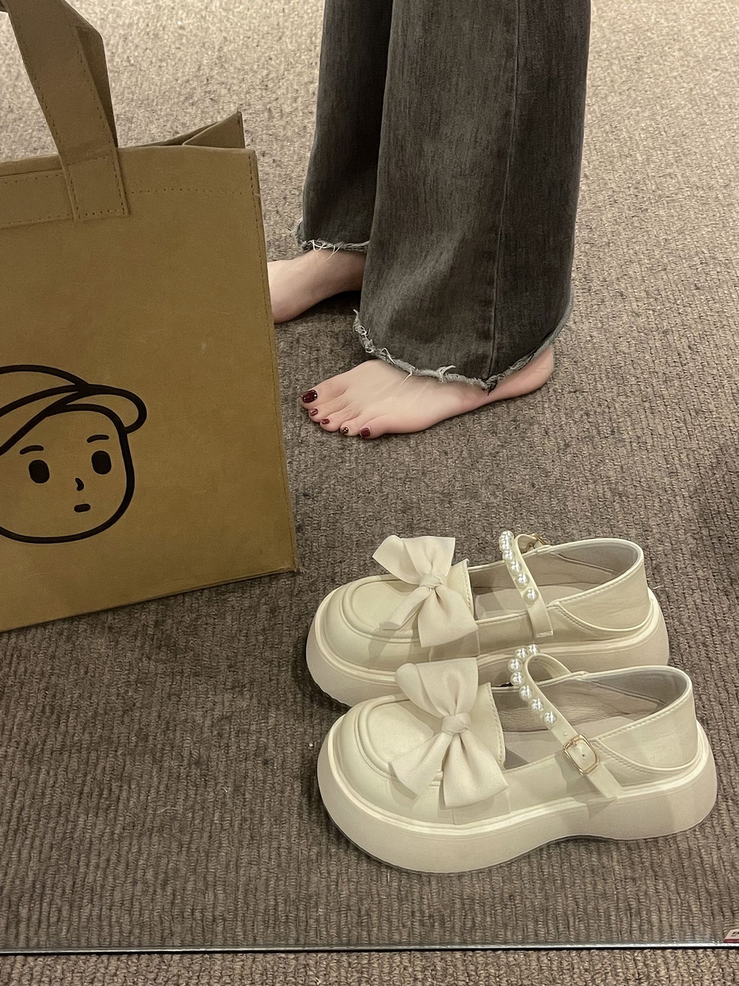 圆头 低帮 中口鞋 皮革  - VALI鞋履AI设计主图