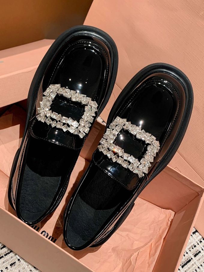 平底 圆头 低帮 一脚蹬 深口鞋 皮革 