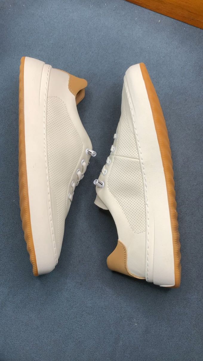 平底 圆头 低帮 系带 深口鞋 皮革 