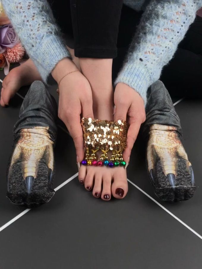 尖头 低帮 一脚蹬 深口鞋 网面 