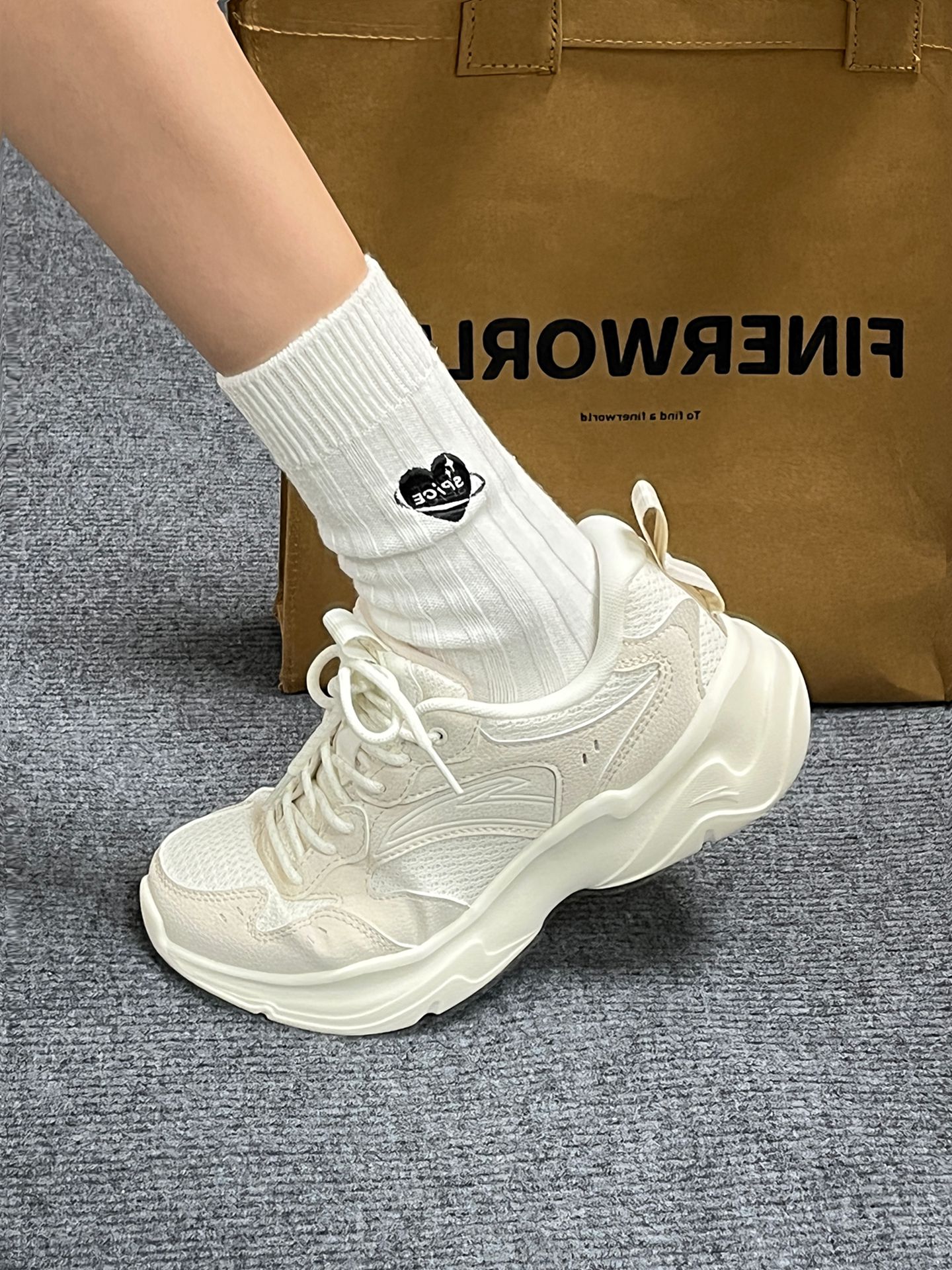 厚底 圆头 低帮 系带 深口鞋 网面  - VALI鞋履AI设计主图