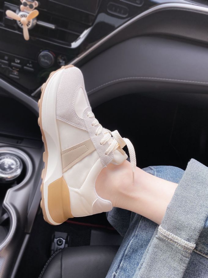 平底 圆头 低帮 系带 深口鞋 