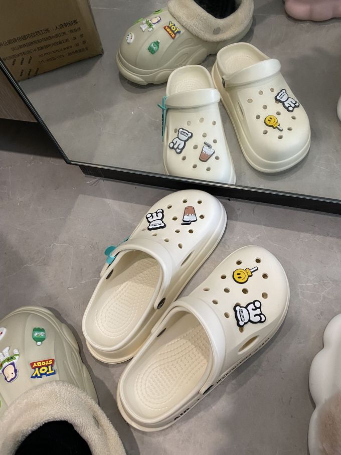 平底 圆头 皮革 