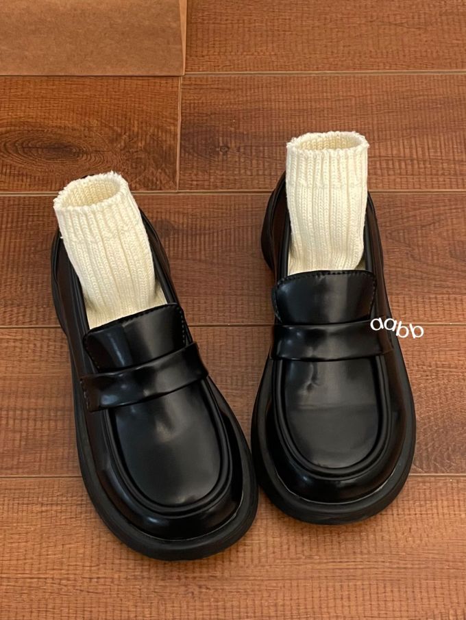 圆头 低帮 一脚蹬 深口鞋 皮革 