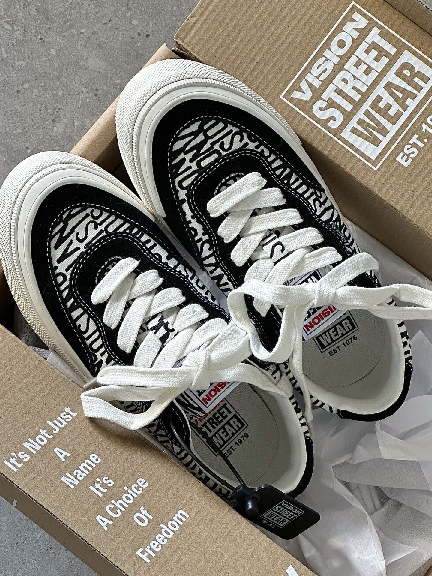 圆头 系带 深口鞋  - VALI鞋履AI设计主图