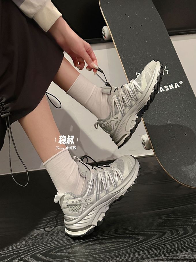 厚底 尖头 低帮 系带 深口鞋 网面 