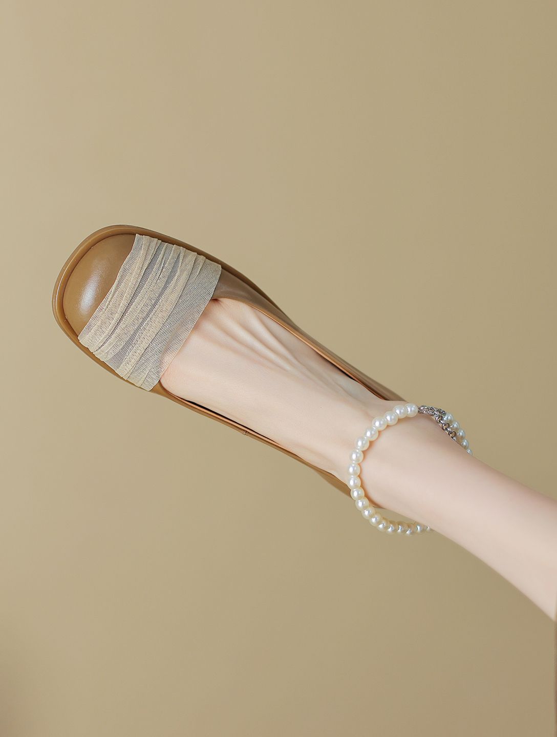 圆头 低帮 袢扣 浅口鞋  - VALI鞋履AI设计主图