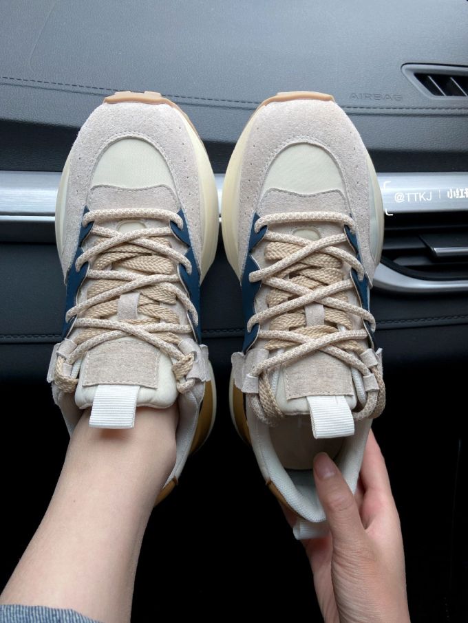 尖头 系带 深口鞋 网面 