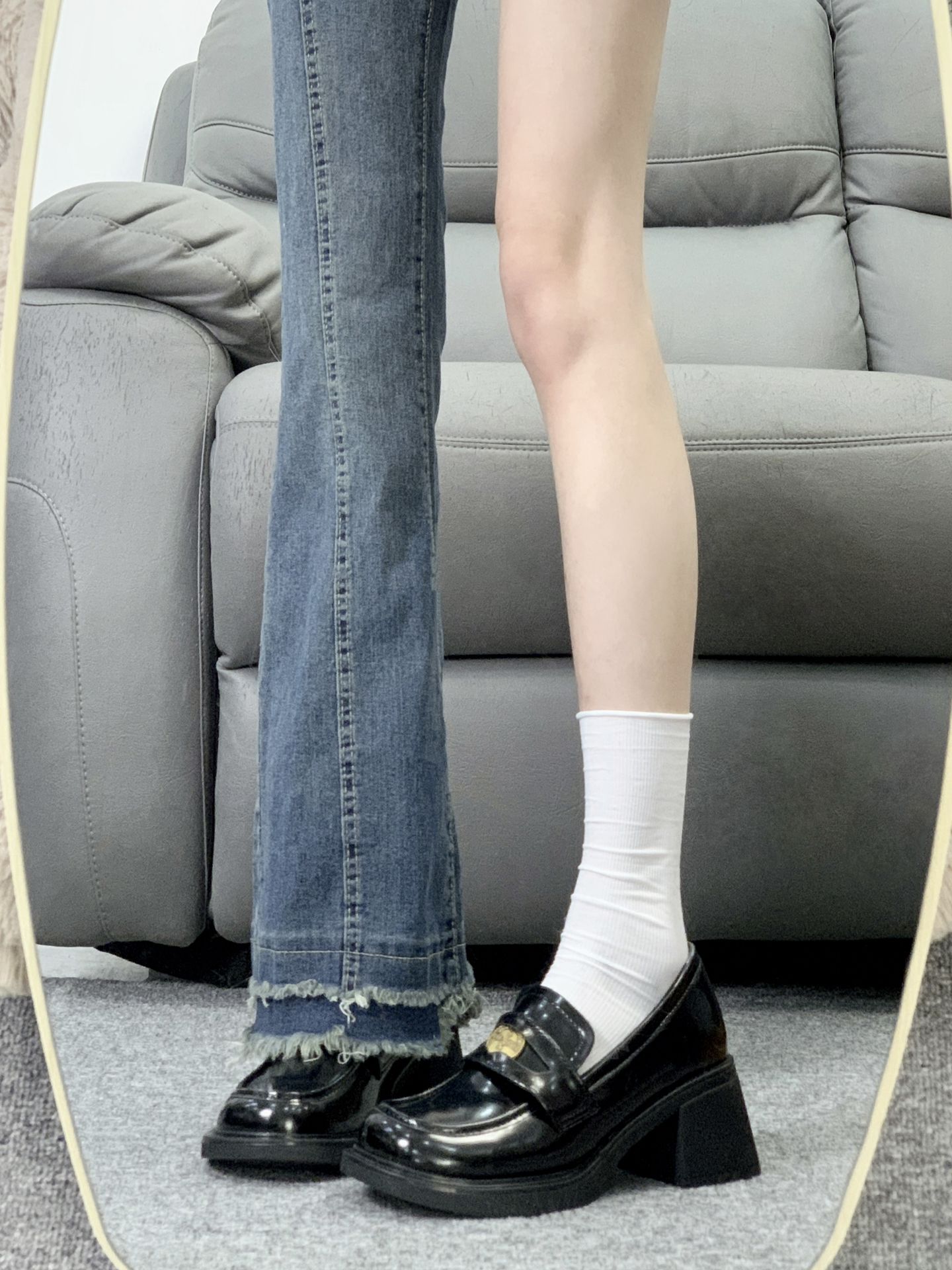 粗跟 中跟 圆头 低帮 一脚蹬 深口鞋 皮革  - VALI鞋履AI设计主图