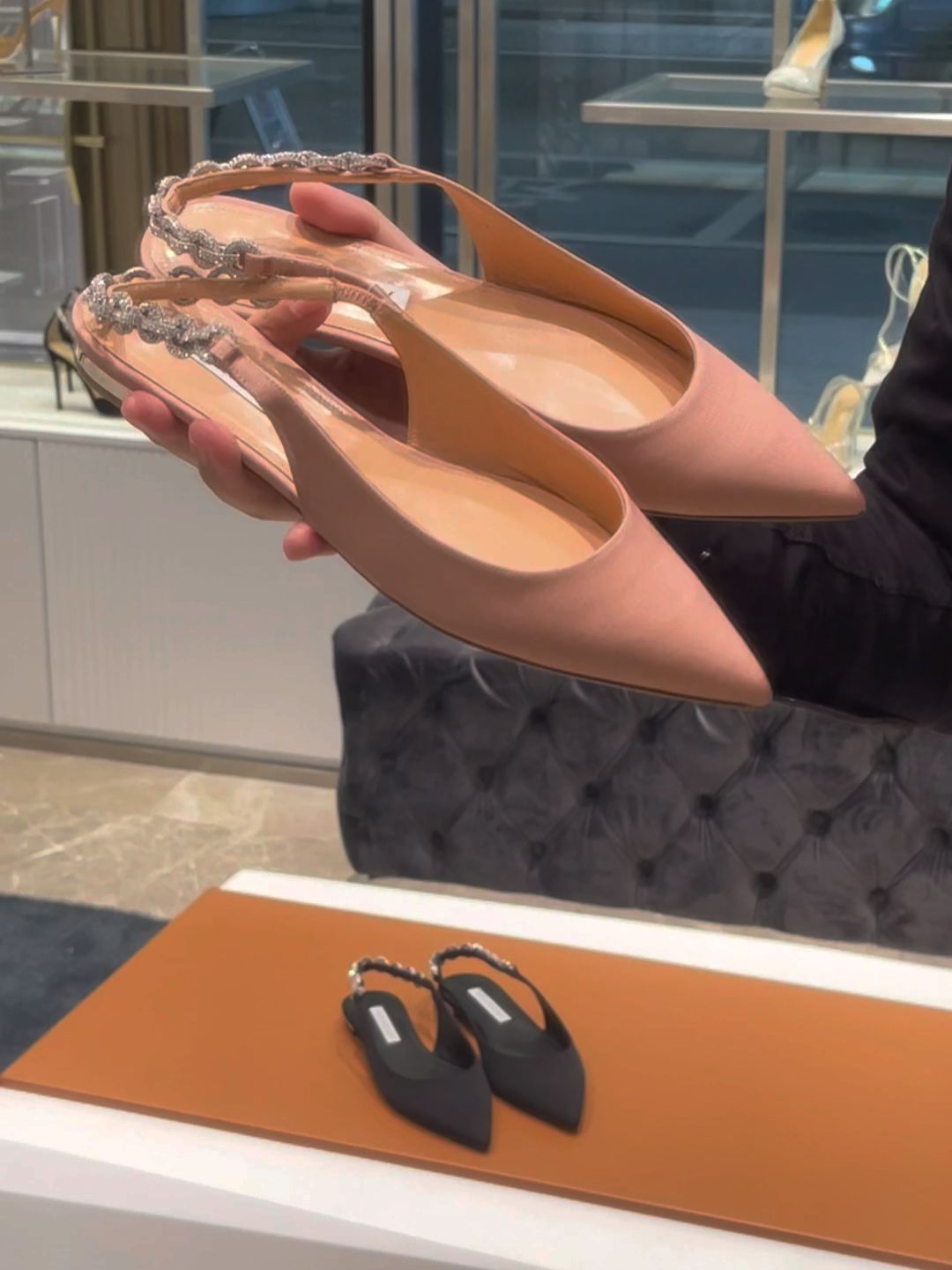 尖头 低帮 浅口鞋 皮革  - VALI鞋履AI设计主图