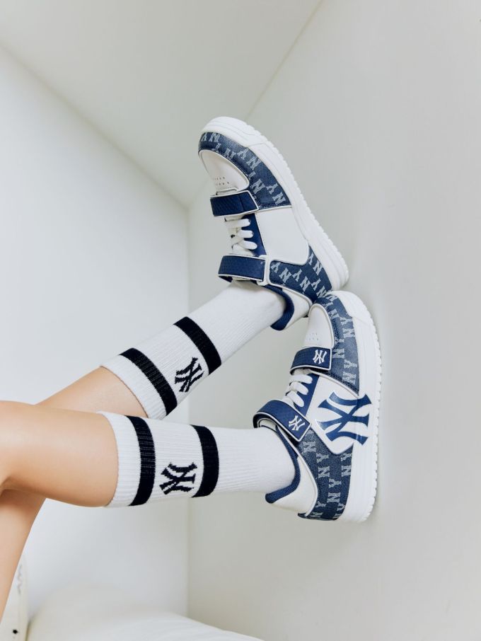 平底 圆头 低帮 系带 深口鞋 