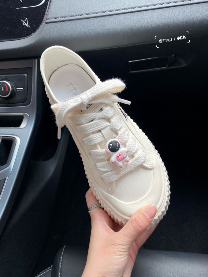 圆头 无帮 系带 深口鞋 蕾丝 