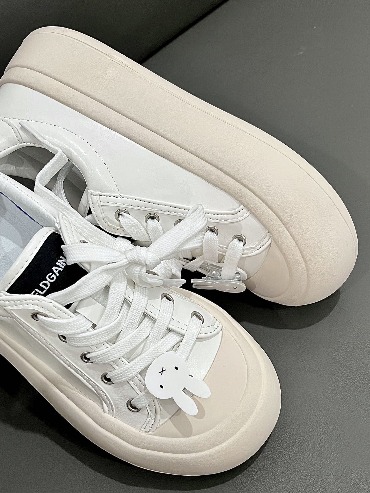 厚底 圆头 低帮 系带 深口鞋  - VALI鞋履AI设计主图