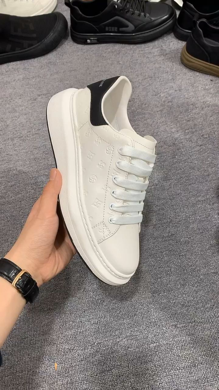 平底 圆头 低帮 系带 深口鞋 皮革  - VALI鞋履AI设计主图