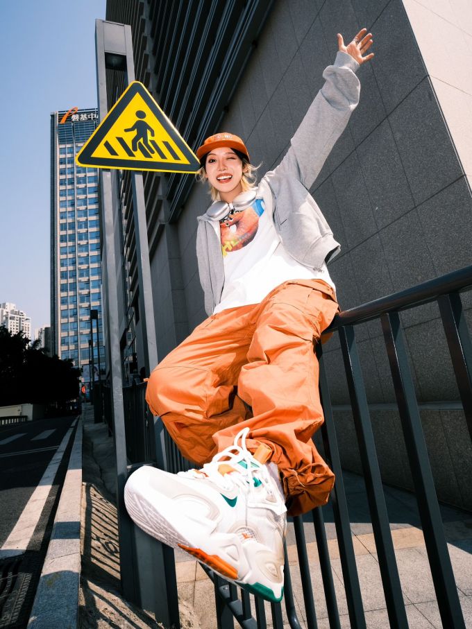 防护功能 打结-扭结 抽褶 海滩沙色 棒冰橙 橙皮 基础绳带 运动 