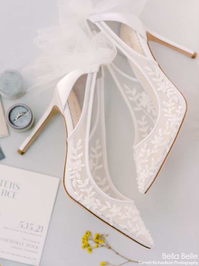 细跟 高跟 尖头 低帮 一脚蹬 深口鞋 蕾丝  - VALI鞋履AI设计主图