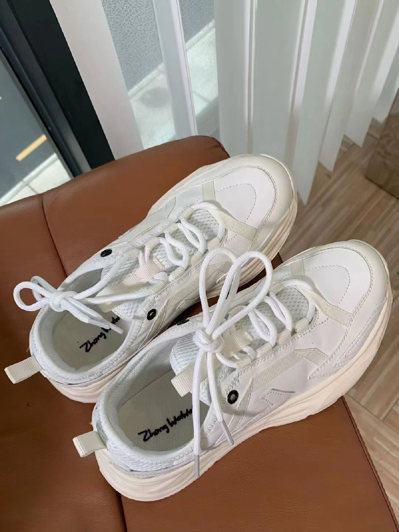 平底 圆头 低帮 系带 深口鞋  - VALI鞋履AI设计主图