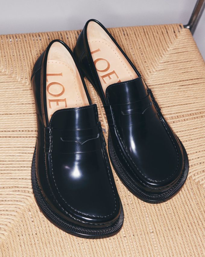 圆头 低帮 一脚蹬 深口鞋 皮革 