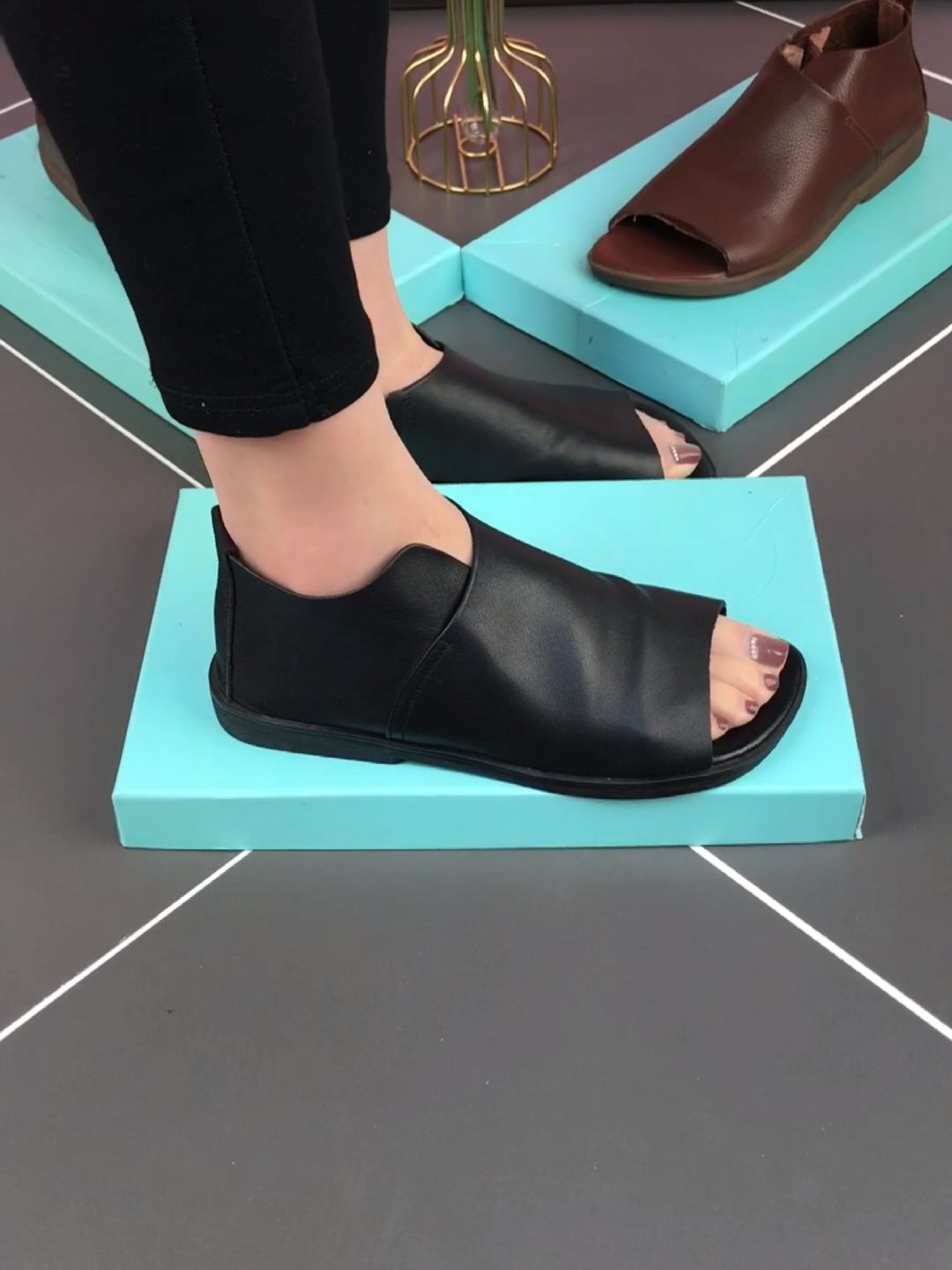 平底 圆头 松紧带 低筒 皮革  - VALI鞋履AI设计主图