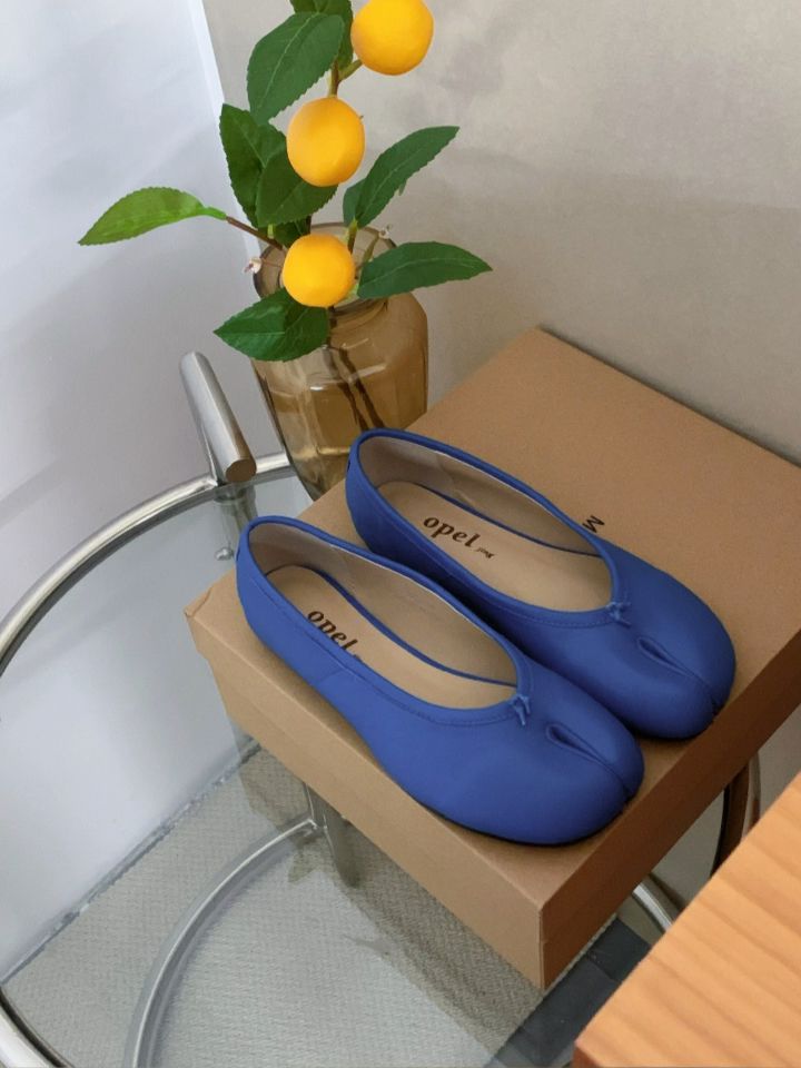 异形头-分趾 低帮 一脚蹬 中口鞋 皮革  - VALI鞋履AI设计主图