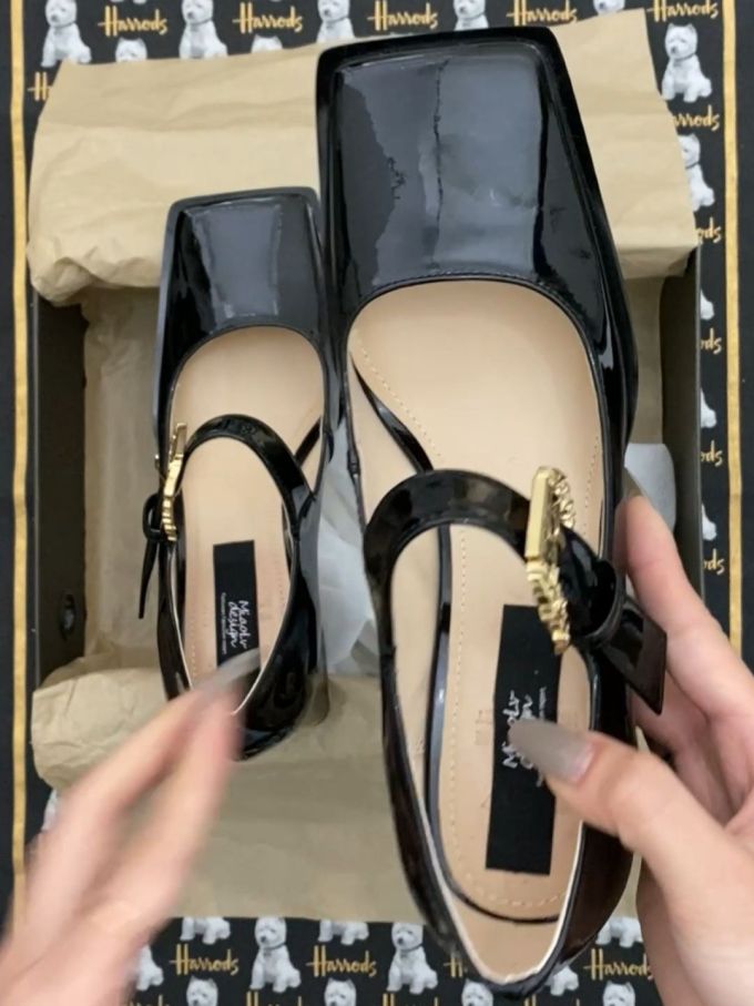 方头 低帮 袢扣 中口鞋 皮革 